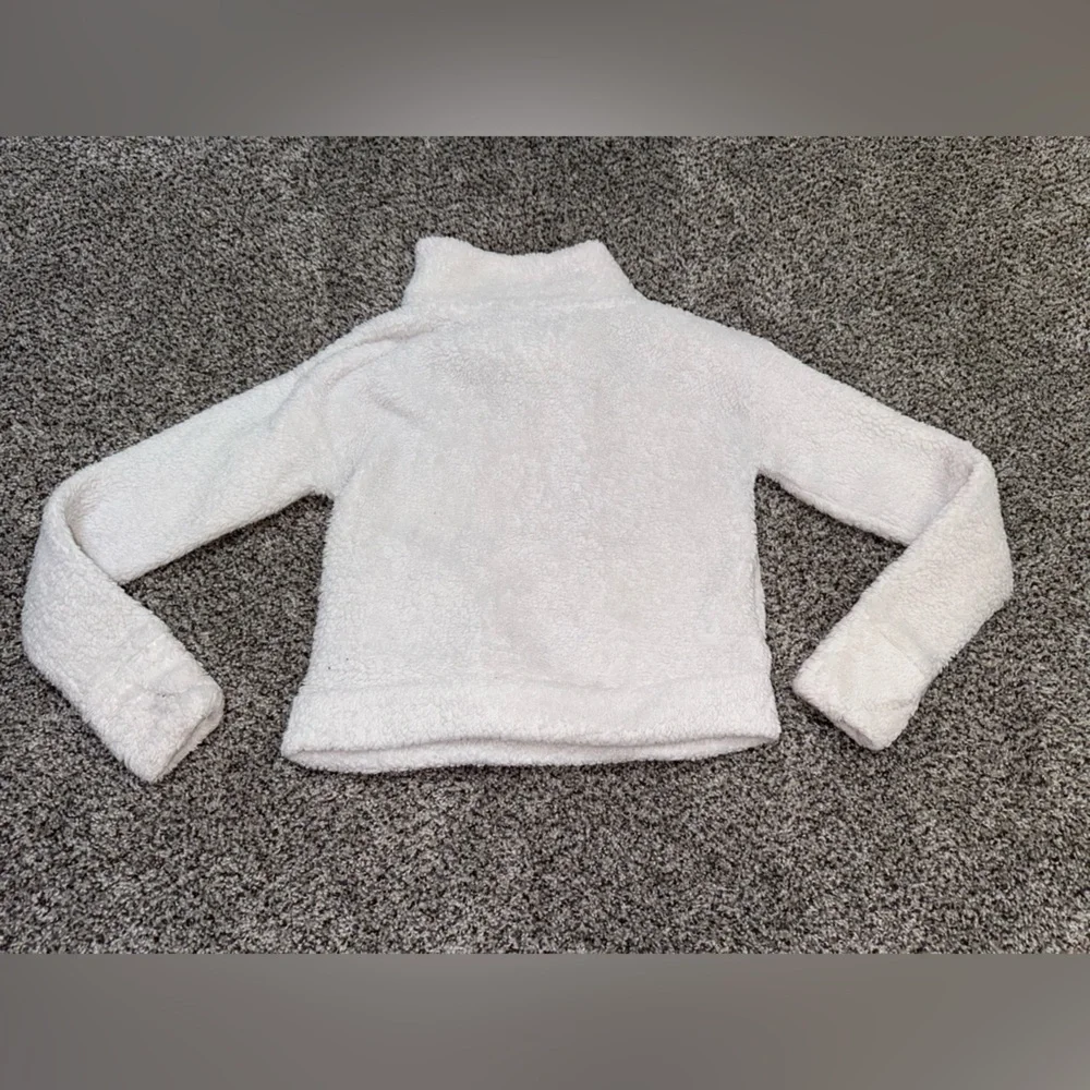 All in motion fuzzy sweatshirt with side collar zipper and pockets